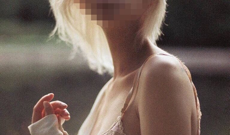 slatka mrsava devojka