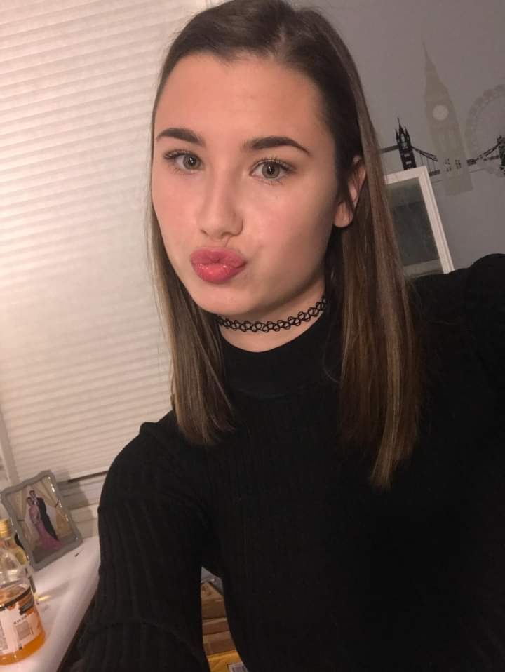 Umetnica, Maza i Emotivna