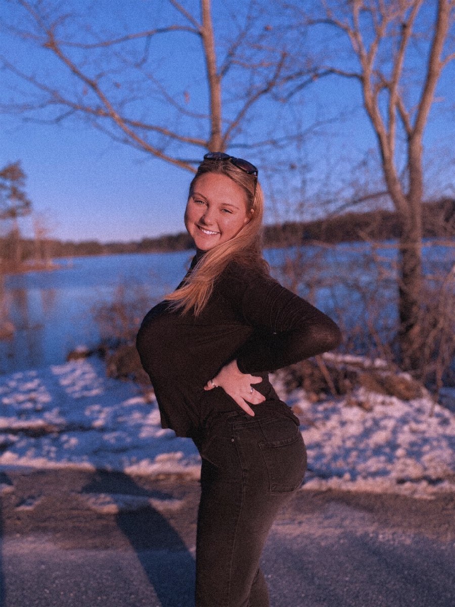 Punačka Lezbica Izraženih Oblina