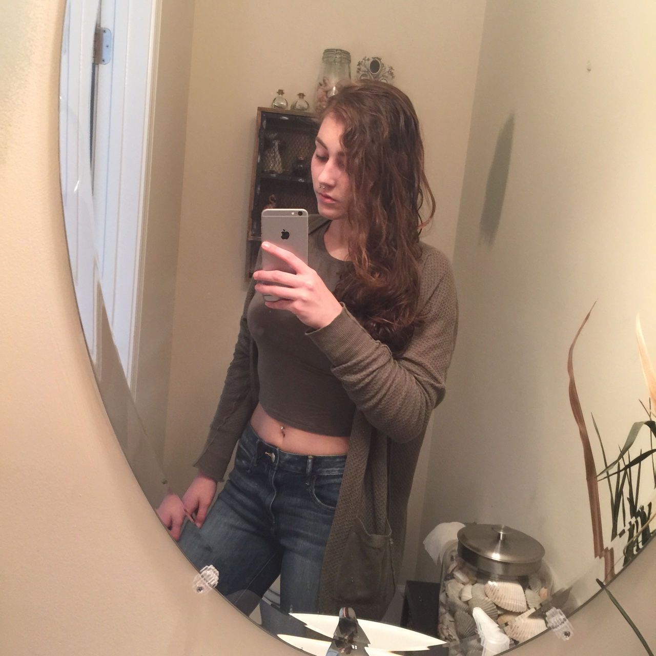 Po celoj zemlji putujem