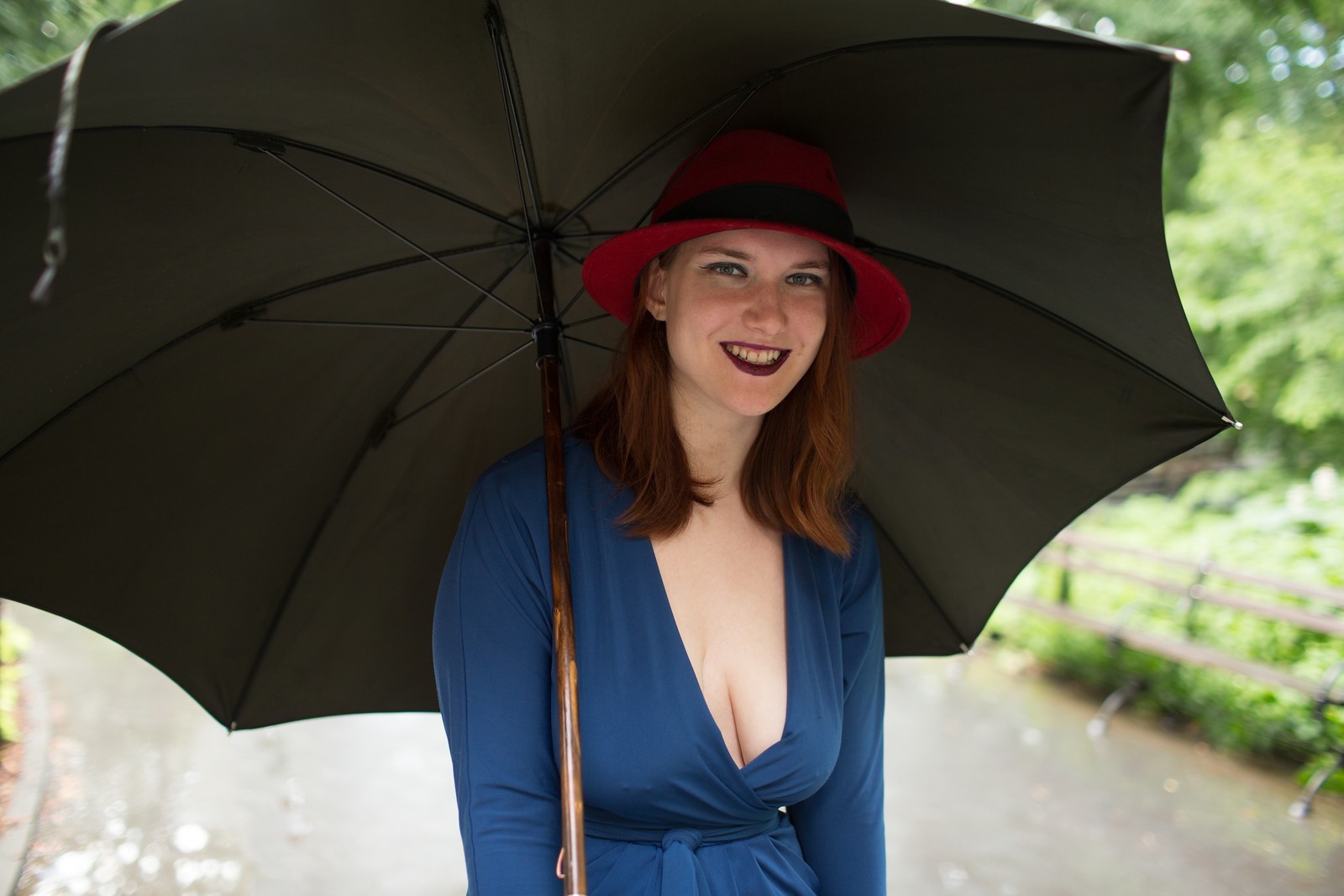 Lepa, zgodna, crvena