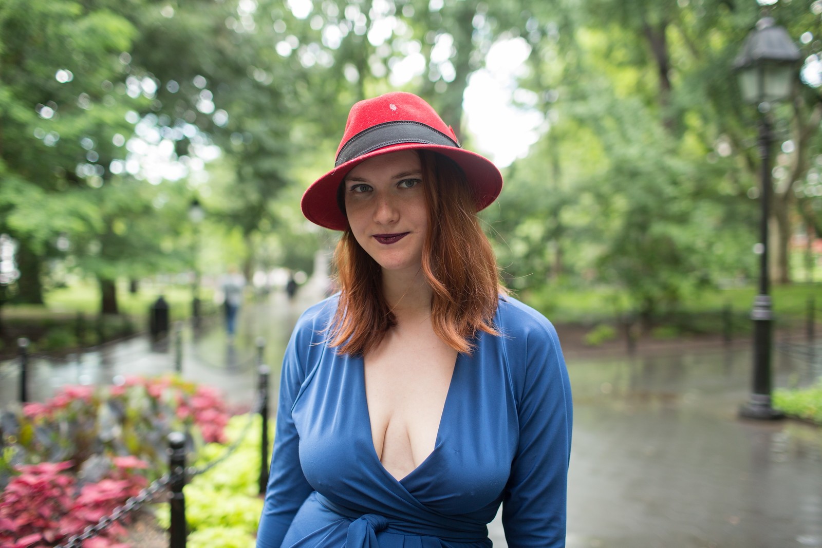 Lepa, zgodna, crvena