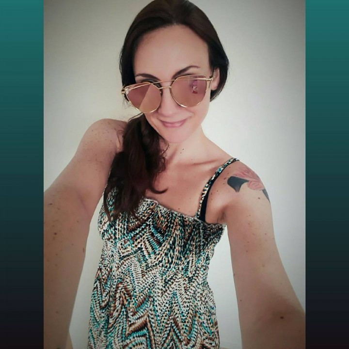 Smorena, trazim zabavu