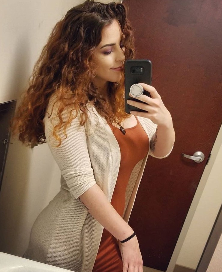 Savršen ne postoji.. budi savršen :P