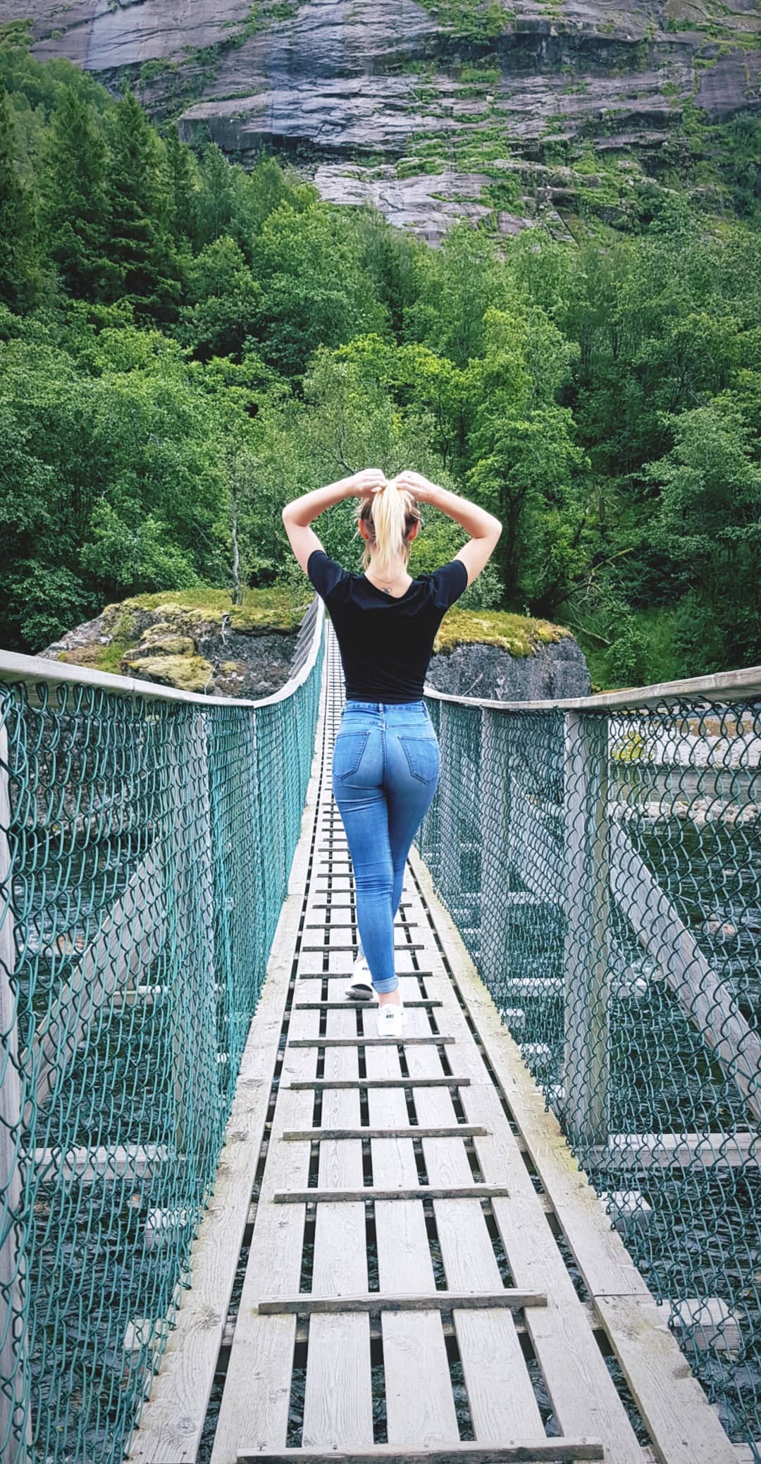 Znamo se.. predjimo na stvar