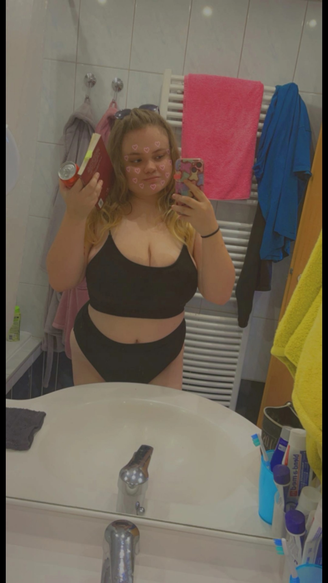 Na meni je sve veliko :P