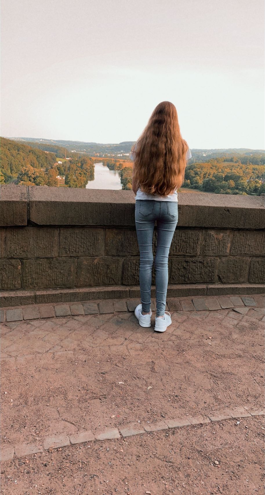 Jos uvek trazim sebe