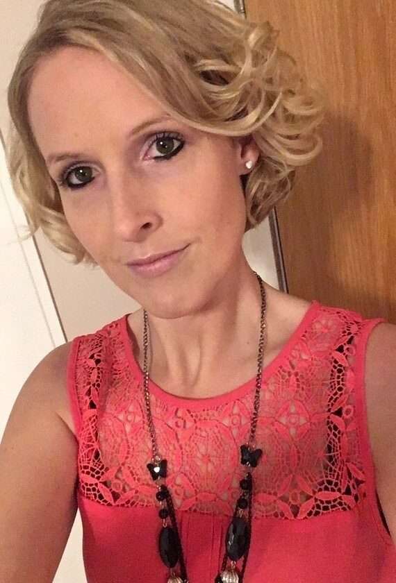 Starija žena željna svega