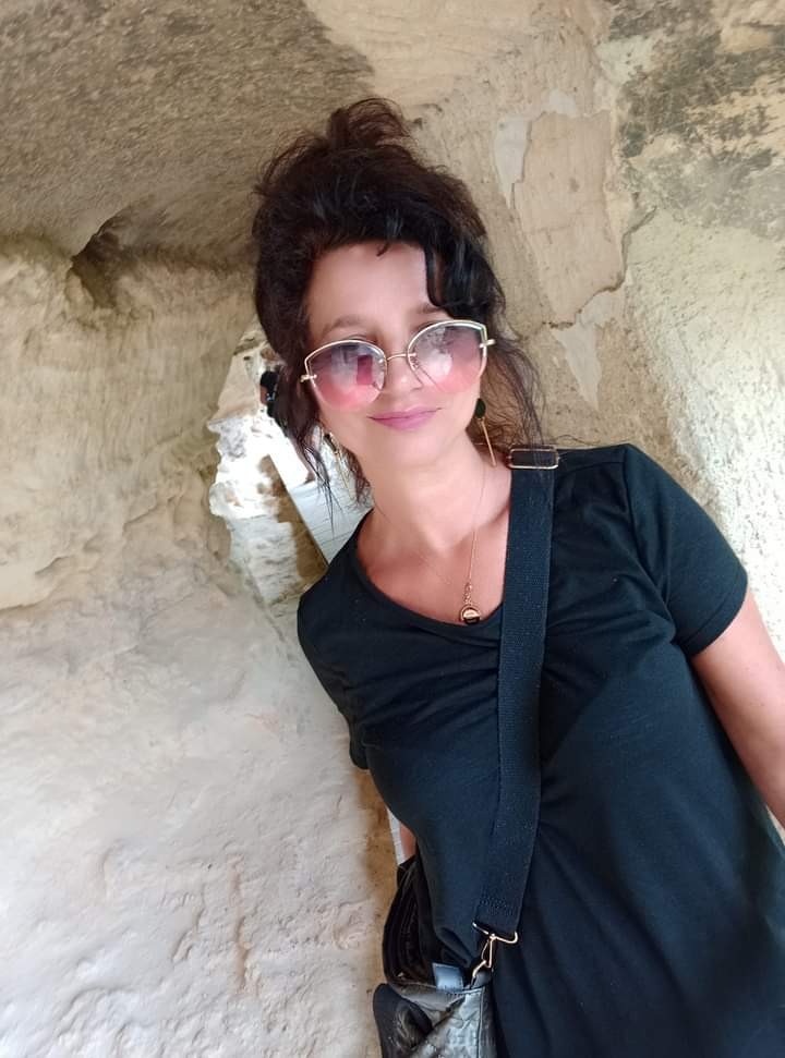 Moze mladji ali ne mora