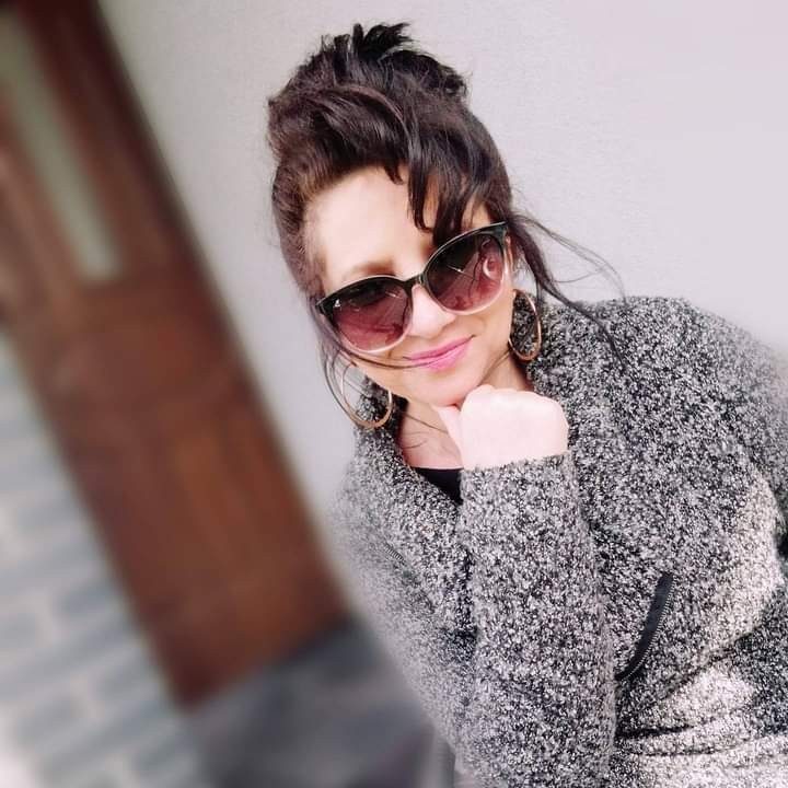 Moze mladji ali ne mora