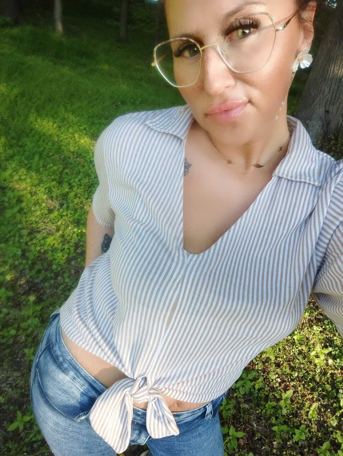 muvaju me drugari od sina