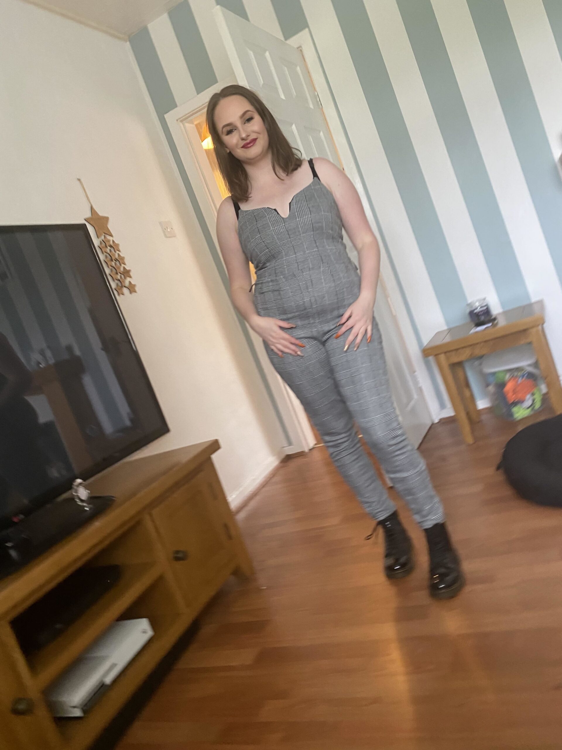Hajde da obrisemo ovaj oglas ;)