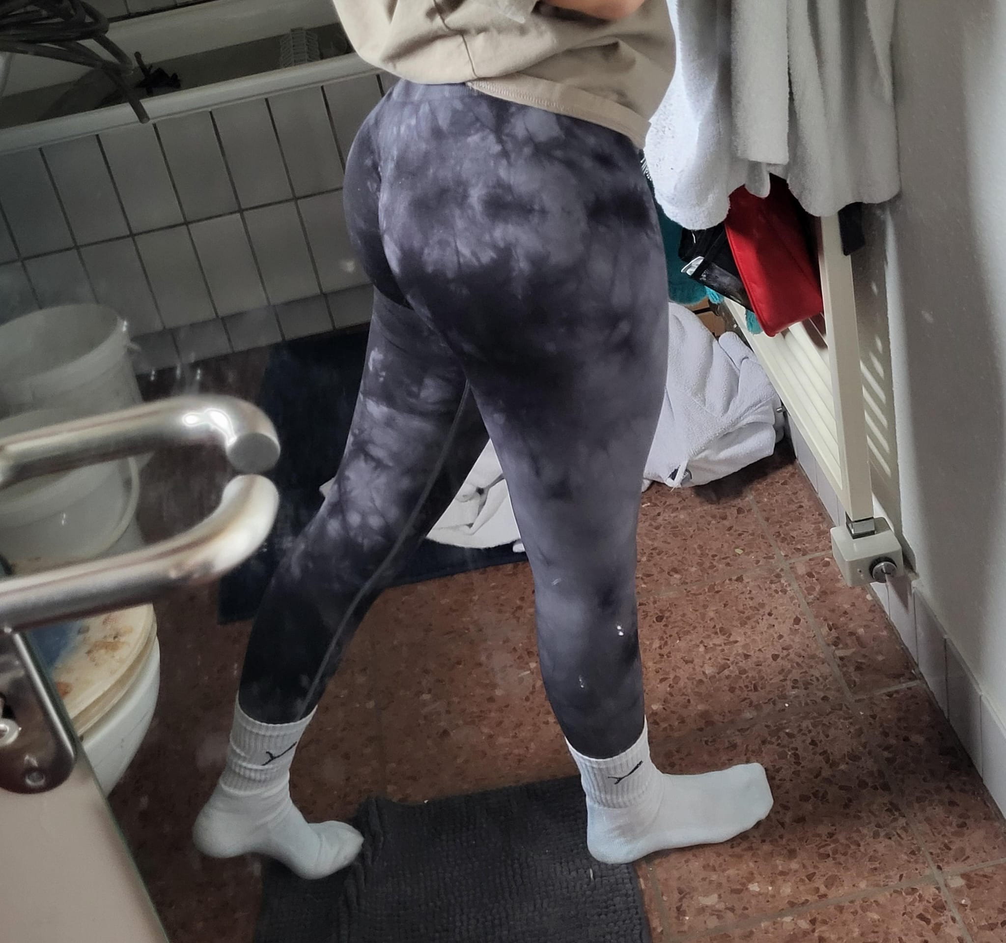 Mala iz mračnog parka