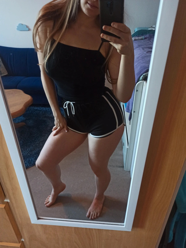 sladja – devojke za vezu