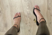 Lana foot fetis