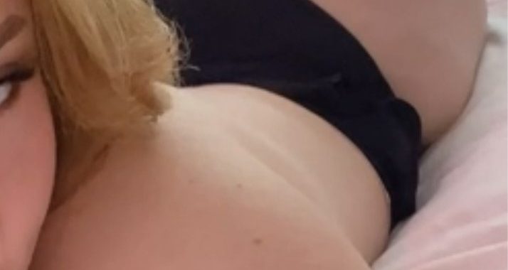 Mačkica sočnih usana