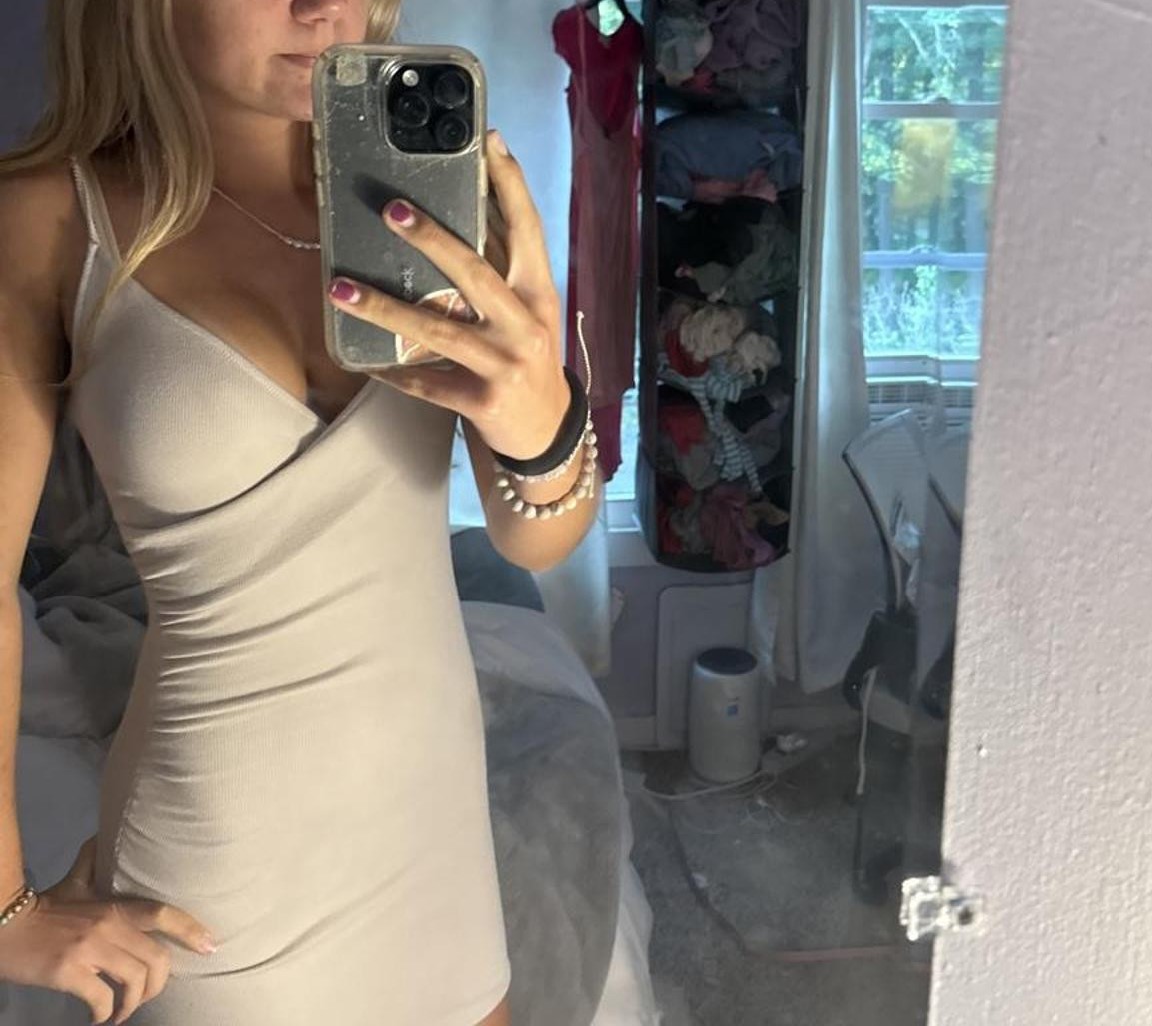 Vedrana, 25